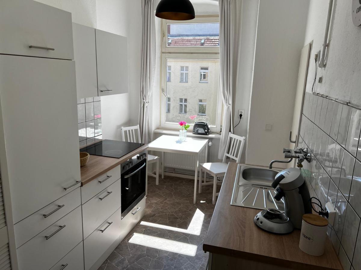 Ferienwohnung Am Schlosspark Charlottenburg Берлин Екстериор снимка
