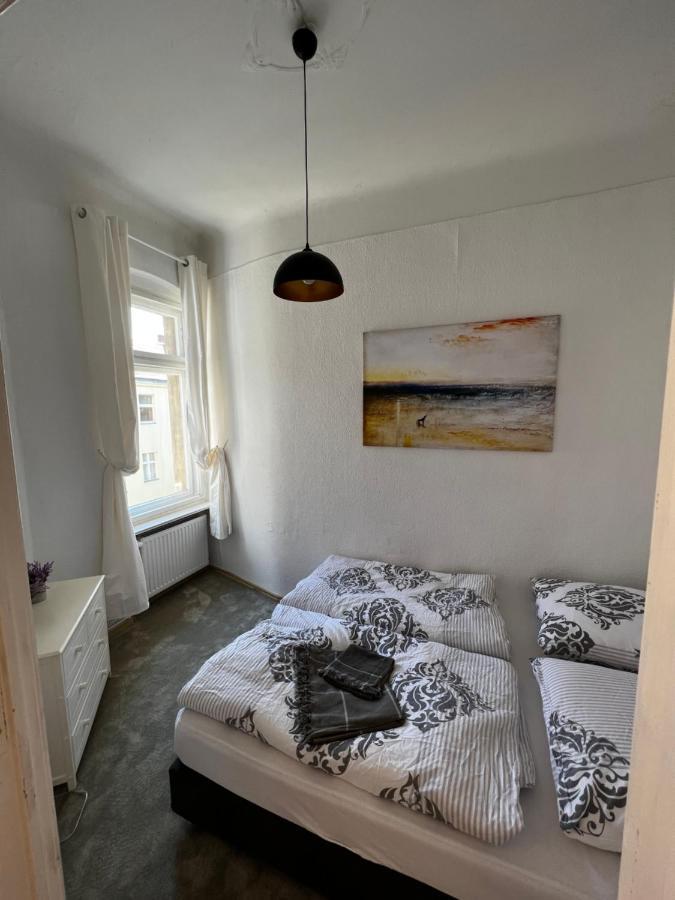 Ferienwohnung Am Schlosspark Charlottenburg Берлин Екстериор снимка