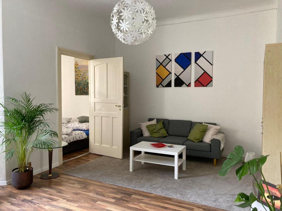Ferienwohnung Am Schlosspark Charlottenburg Берлин Екстериор снимка